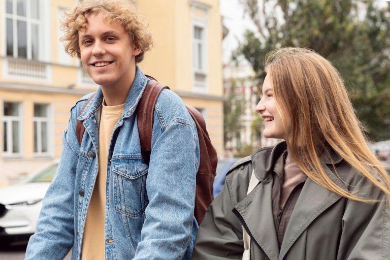 Students discover colloquial English in Oxford